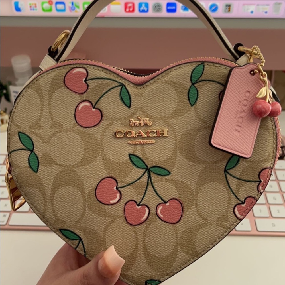 Heart coach shoulder bag cherry print